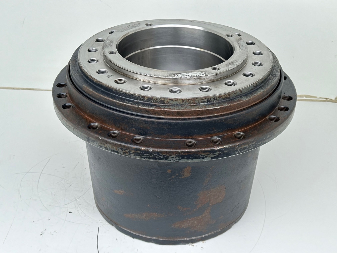 Liebherr Fahrantrieb FAT355P076. ID-Nr.969455101 - ID-Nr.969524001 - ID-Nr.90022900. LO1916, LOS916, R906, R916, R922, R924. #969455101.1647# - Mando final para Maquinaria de construcción: foto 1 Liebherr Fahrantrieb FAT355P076. ID-Nr.969455101 - ID-Nr.969524001 - ID-Nr.90022900. LO1916, LOS916, R906, R916, R922, R924. #969455101.1647# - Mando final para Maquinaria de construcción: foto 1