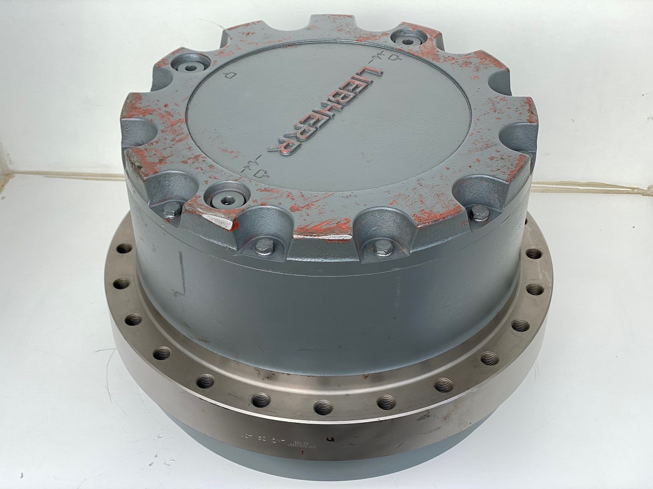 Liebherr Fahrantrieb FAT450P123, ID-Nr.90202516 - ID-Nr.90202517. LOS954, R940, R946, R950, R954, R956. #159-04# - Mando final para Excavadora de cadenas: foto 5 Liebherr Fahrantrieb FAT450P123, ID-Nr.90202516 - ID-Nr.90202517. LOS954, R940, R946, R950, R954, R956. #159-04# - Mando final para Excavadora de cadenas: foto 5