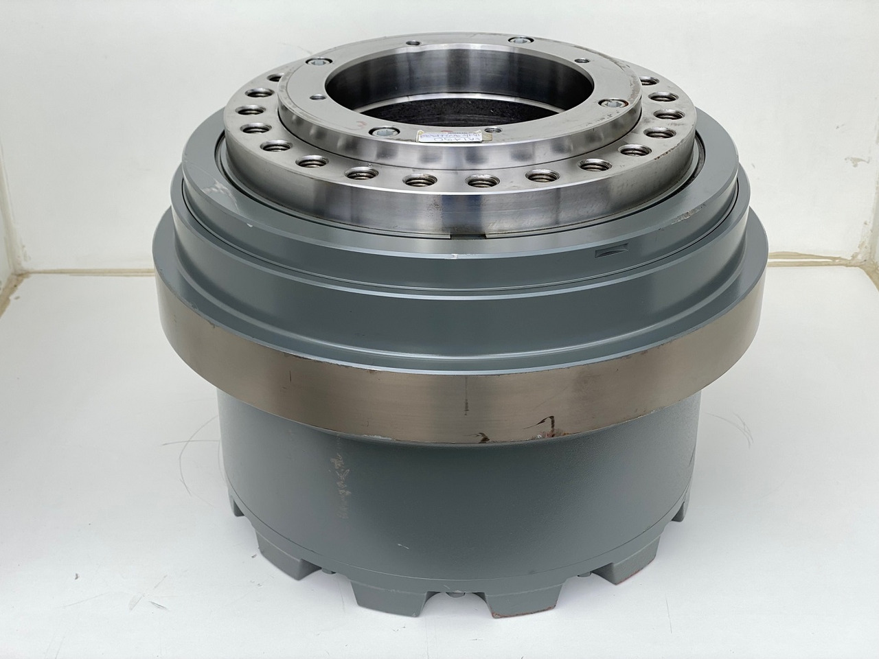 Liebherr Fahrantrieb FAT450P135, ID-Nr.90211932 - ID-Nr.90211933. ER944, R940, R944, R945, R946, R950, R960 T. #159-03# - Mando final para Excavadora de cadenas: foto 1 Liebherr Fahrantrieb FAT450P135, ID-Nr.90211932 - ID-Nr.90211933. ER944, R940, R944, R945, R946, R950, R960 T. #159-03# - Mando final para Excavadora de cadenas: foto 1