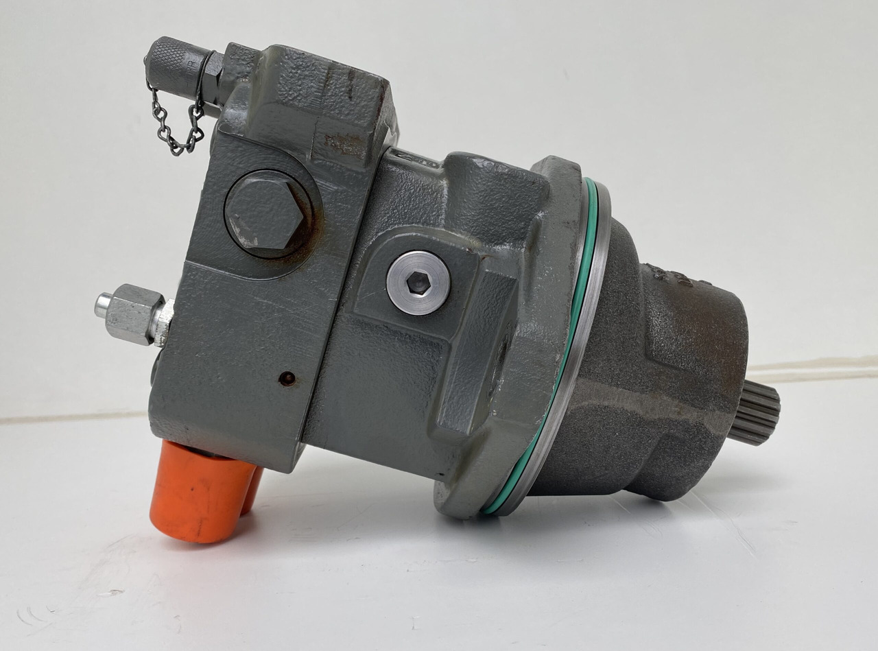 Liebherr Hydraulikeinbaumotor FMF045, ID-Nr.11432813. A913 COMP, A914 COMP, A914, A916 COMP ,A916, A918 COMP, A918, A920, A922 RAIL, A924 RAIL, LH18, R914 COMP, R914, R918, R920 K-LC,R920 K-NLC. #1055 - Reductor de giro para Maquinaria de construcción: foto 3 Liebherr Hydraulikeinbaumotor FMF045, ID-Nr.11432813. A913 COMP, A914 COMP, A914, A916 COMP ,A916, A918 COMP, A918, A920, A922 RAIL, A924 RAIL, LH18, R914 COMP, R914, R918, R920 K-LC,R920 K-NLC. #1055 - Reductor de giro para Maquinaria de construcción: foto 3