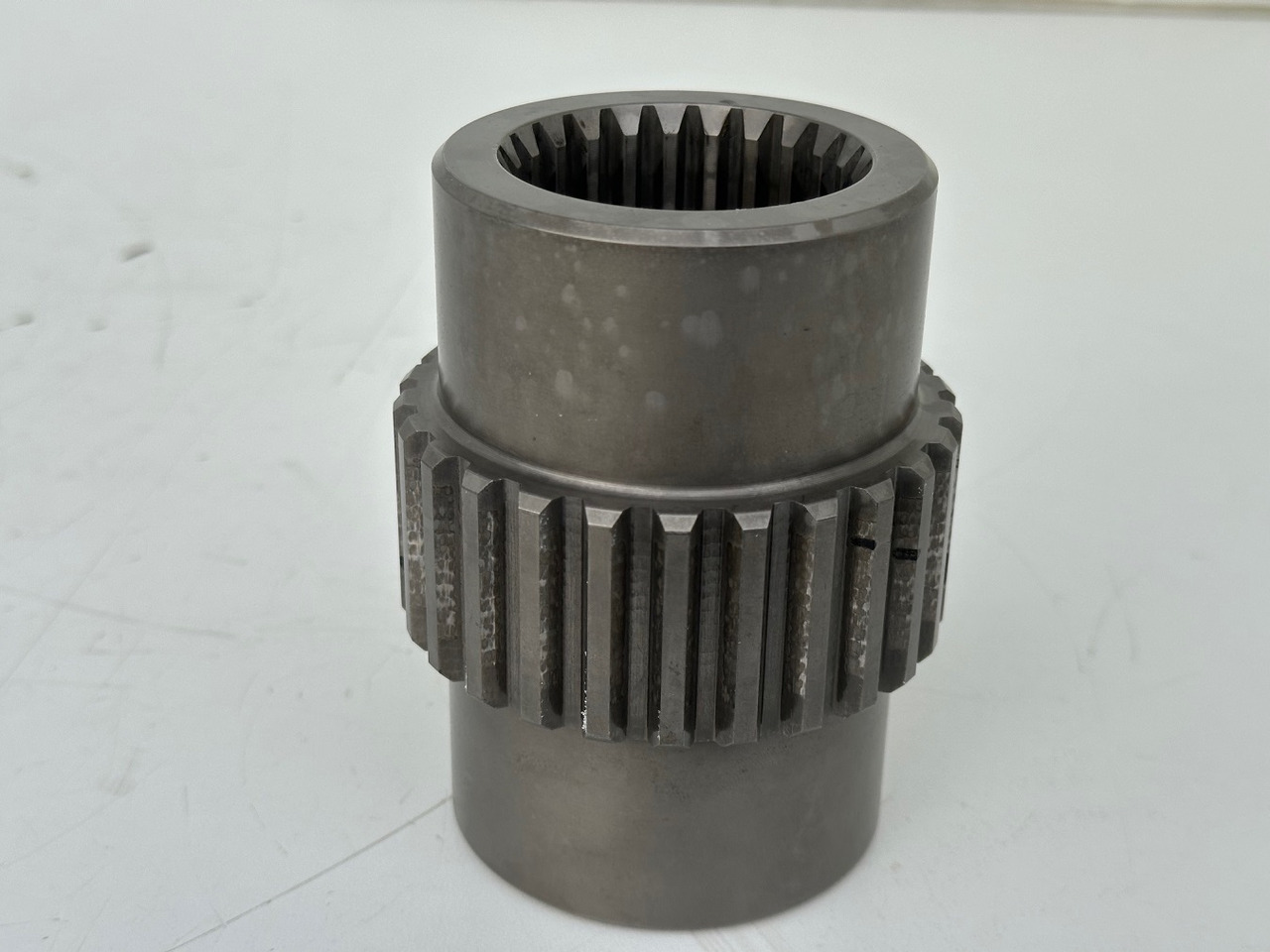 Liebherr Lamellenträger ID-Nr.9443788 - ID-Nr.944378803. FAT550, FAT550P046, FAT550P050, FAT600P081, FAT1000/102. #9443788.09.10.01# - Mando final para Excavadora: foto 2 Liebherr Lamellenträger ID-Nr.9443788 - ID-Nr.944378803. FAT550, FAT550P046, FAT550P050, FAT600P081, FAT1000/102. #9443788.09.10.01# - Mando final para Excavadora: foto 2