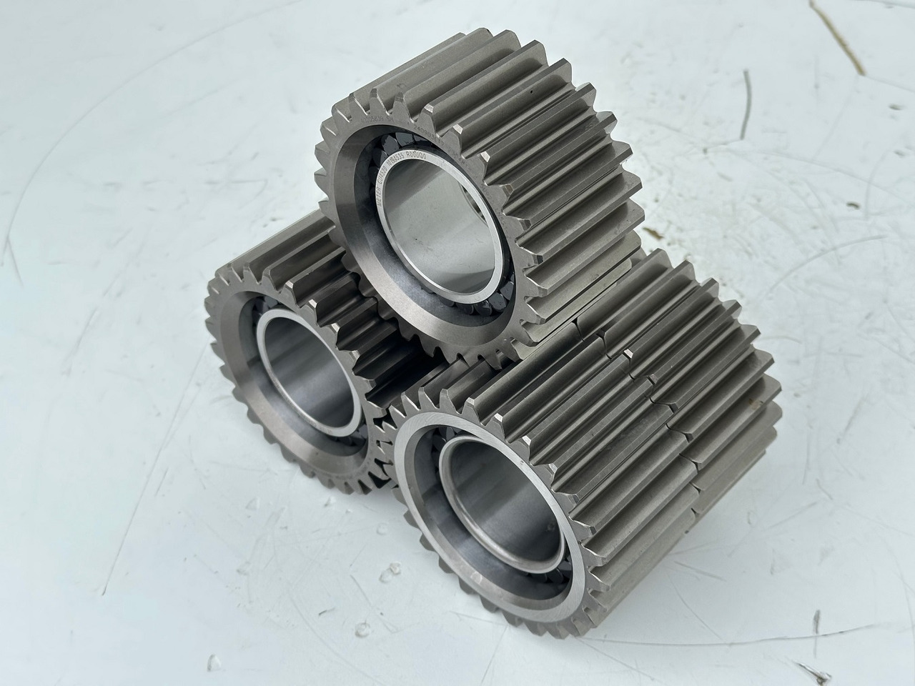 Liebherr Planetenrad ID-Nr.90205840. FAT350P126 - FAT350P138. R920 - R922 - R924 - R925 - R926 - R930 T. #90205840.22.05.02# - Mando final para Excavadora de cadenas: foto 2 Liebherr Planetenrad ID-Nr.90205840. FAT350P126 - FAT350P138. R920 - R922 - R924 - R925 - R926 - R930 T. #90205840.22.05.02# - Mando final para Excavadora de cadenas: foto 2