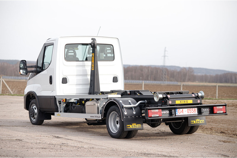 Iveco Daily 70C18 - Camión multibasculante: foto 1 Iveco Daily 70C18 - Camión multibasculante: foto 1