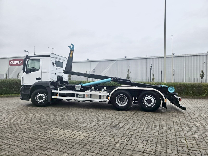 Mercedes-Benz ACTROS 5 - 2542 Nowy! - Camión multibasculante: foto 1 Mercedes-Benz ACTROS 5 - 2542 Nowy! - Camión multibasculante: foto 1