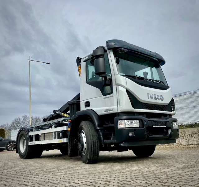 IVECO Eurocargo + hooklift KING HZ-10R - Vehículo municipal: foto 1 IVECO Eurocargo + hooklift KING HZ-10R - Vehículo municipal: foto 1
