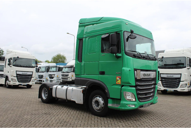 DAF XF 106.480 * EURO6 * 2 TANK * - Cabeza tractora: foto 4 DAF XF 106.480 * EURO6 * 2 TANK * - Cabeza tractora: foto 4