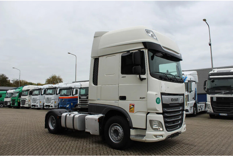 DAF XF 106.480 * RETARDER * BIG TANK * 4X2 * BIG SPACE * - Cabeza tractora: foto 5 DAF XF 106.480 * RETARDER * BIG TANK * 4X2 * BIG SPACE * - Cabeza tractora: foto 5