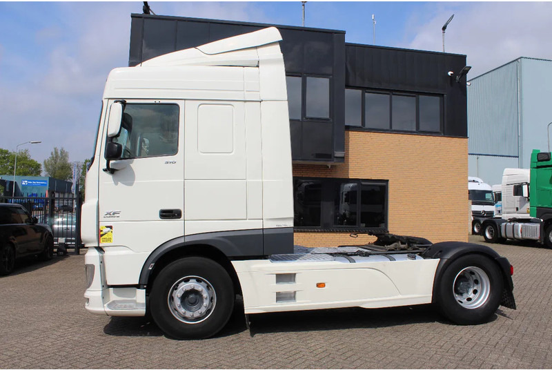 DAF XF 510 * RETARDER * 4X2 * - Cabeza tractora: foto 2 DAF XF 510 * RETARDER * 4X2 * - Cabeza tractora: foto 2