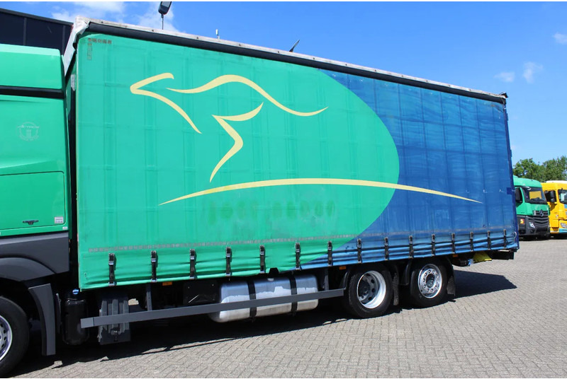 Mercedes-Benz Actros 1842 * EURO6 * 6X2 * - Camión lona: foto 4 Mercedes-Benz Actros 1842 * EURO6 * 6X2 * - Camión lona: foto 4