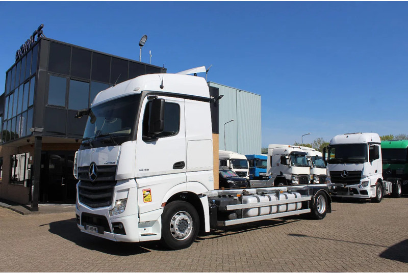 Mercedes-Benz Actros 1845 * EURO6 * 4X2 * BDF * - Camión chasis: foto 1 Mercedes-Benz Actros 1845 * EURO6 * 4X2 * BDF * - Camión chasis: foto 1