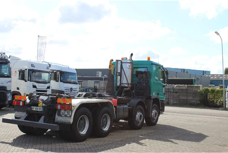 Mercedes-Benz Actros 3241 * 3 PEDAL * TOP CONDITION * - Camión multibasculante: foto 4 Mercedes-Benz Actros 3241 * 3 PEDAL * TOP CONDITION * - Camión multibasculante: foto 4