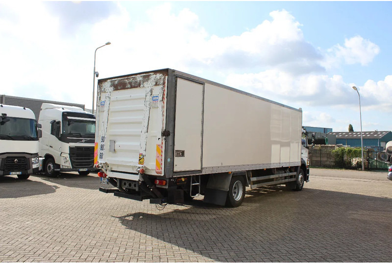 Mercedes-Benz Axor 1824 * EURO5 * 4X2 * - Camión caja cerrada: foto 3 Mercedes-Benz Axor 1824 * EURO5 * 4X2 * - Camión caja cerrada: foto 3