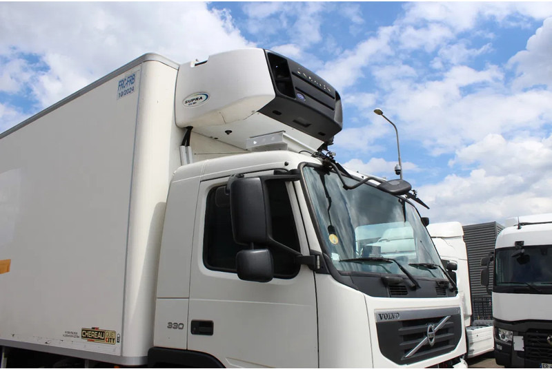 Volvo FM 330 * EURO5 * CARRIER SUPRA SILENT MT * - Camión frigorífico: foto 5 Volvo FM 330 * EURO5 * CARRIER SUPRA SILENT MT * - Camión frigorífico: foto 5