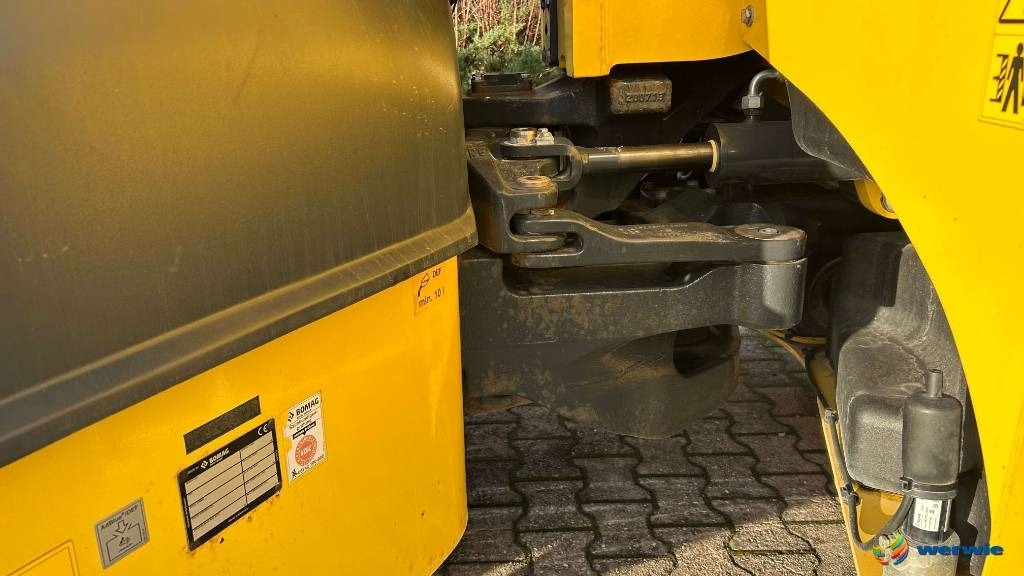 Bomag BW 206 AD-5 AM - Apisonadora de asfalto: foto 5 Bomag BW 206 AD-5 AM - Apisonadora de asfalto: foto 5