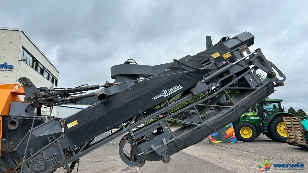 Wirtgen W 100 F - Fresadora en frío: foto 2 Wirtgen W 100 F - Fresadora en frío: foto 2