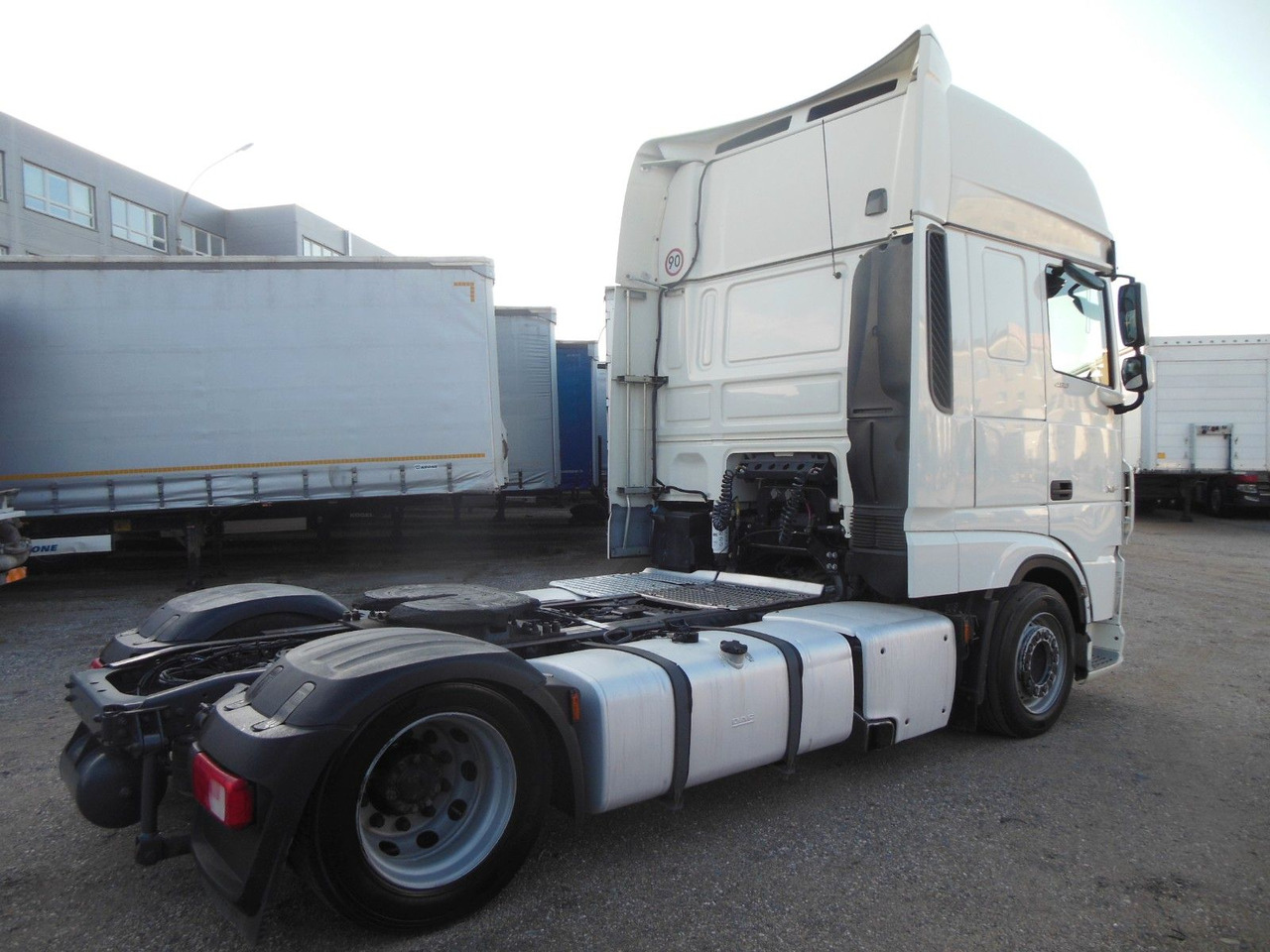 DAF XF 106.480 SSC, LOWDECK, STANDKLIMA, TOP!!! - Cabeza tractora: foto 3 DAF XF 106.480 SSC, LOWDECK, STANDKLIMA, TOP!!! - Cabeza tractora: foto 3