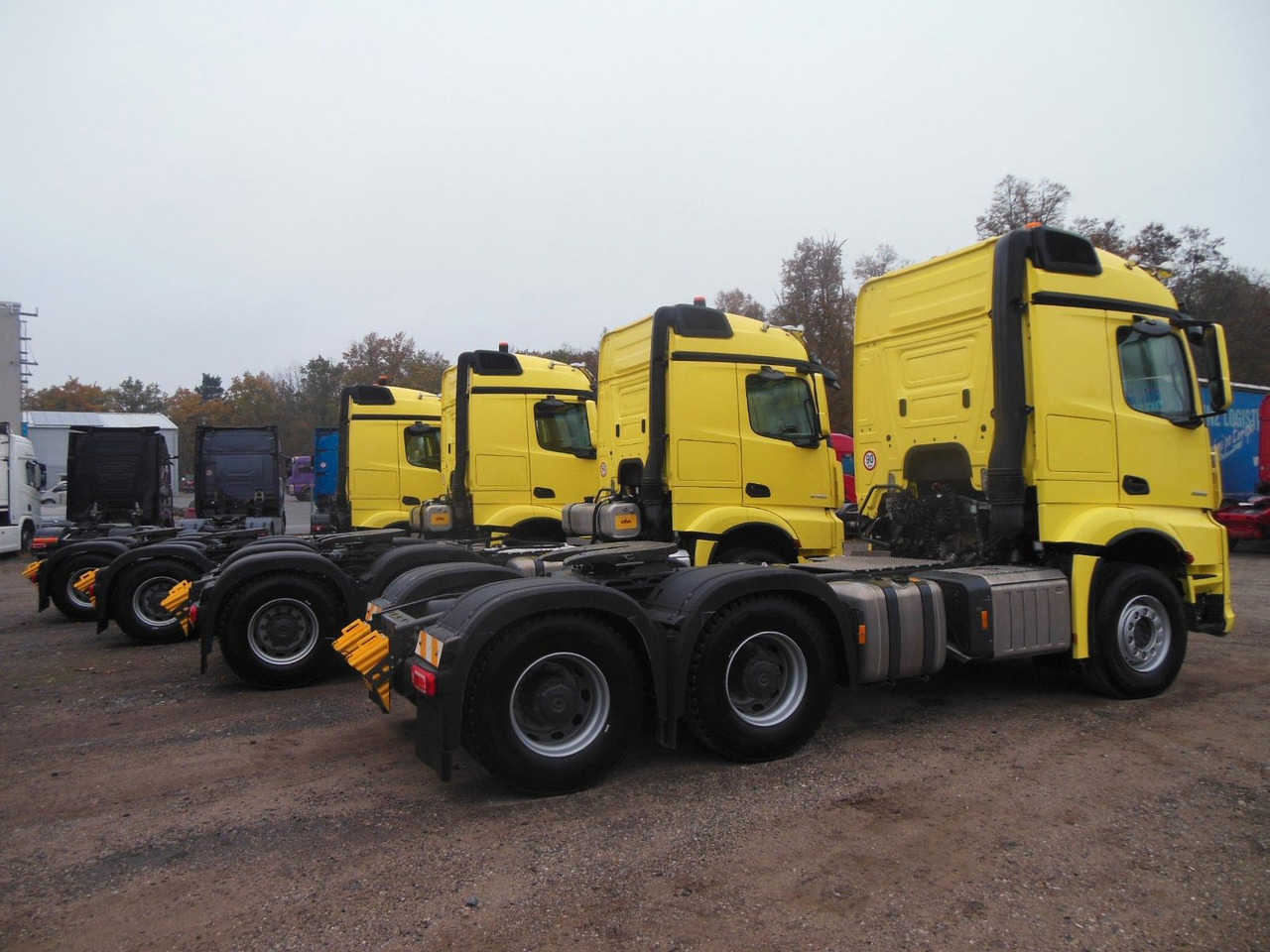 Mercedes-Benz 3353 ACTROS, 6X4, TRK, SET 120 TON, WIE NEUE!E!! - Cabeza tractora: foto 3 Mercedes-Benz 3353 ACTROS, 6X4, TRK, SET 120 TON, WIE NEUE!E!! - Cabeza tractora: foto 3