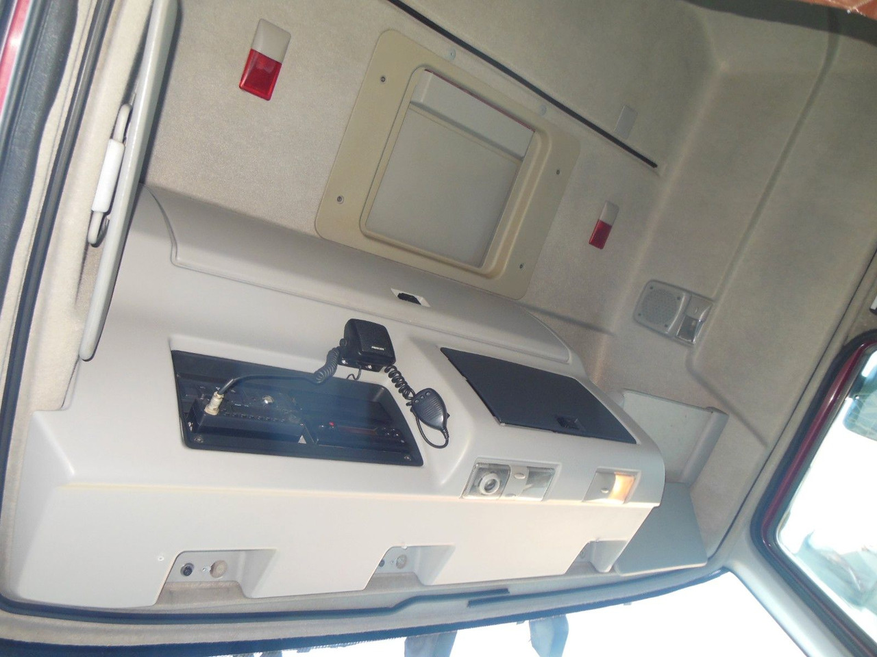 Cabeza tractora Renault PREMIUM 440.19 DXi: foto 10