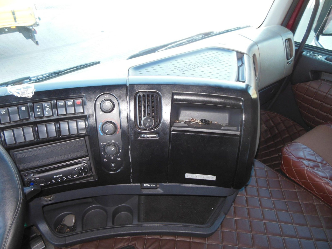 Cabeza tractora Renault PREMIUM 440.19 DXi: foto 18