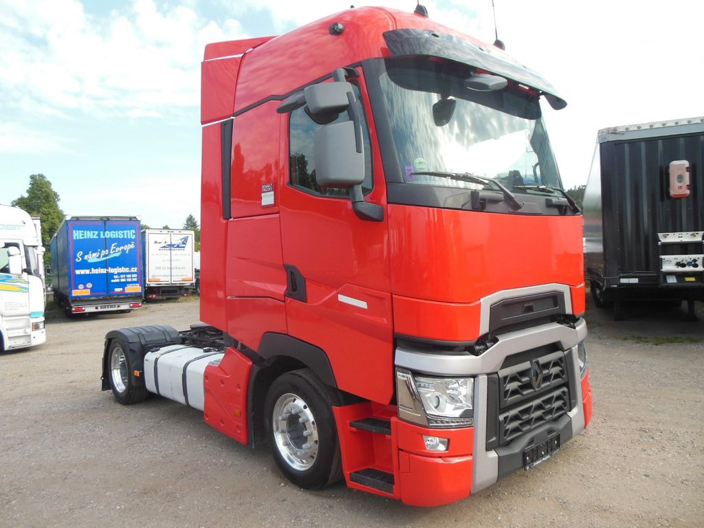 Renault T520 HIGH, COMFORT, LOWDECK, TOP STAND!! Renault T520 HIGH, COMFORT, LOWDECK, TOP STAND!! - Cabeza tractora: foto 2 Renault T520 HIGH, COMFORT, LOWDECK, TOP STAND!! Renault T520 HIGH, COMFORT, LOWDECK, TOP STAND!! - Cabeza tractora: foto 2