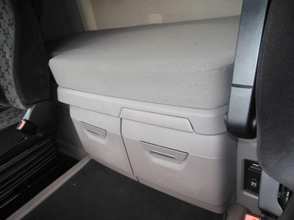 Cabeza tractora Scania R450 LOWDECK, RETARDER, STANDKLIMA, VOLL LUFT Scania R450 LOWDECK, RETARDER, STANDKLIMA, VOLL LUFT: foto 11