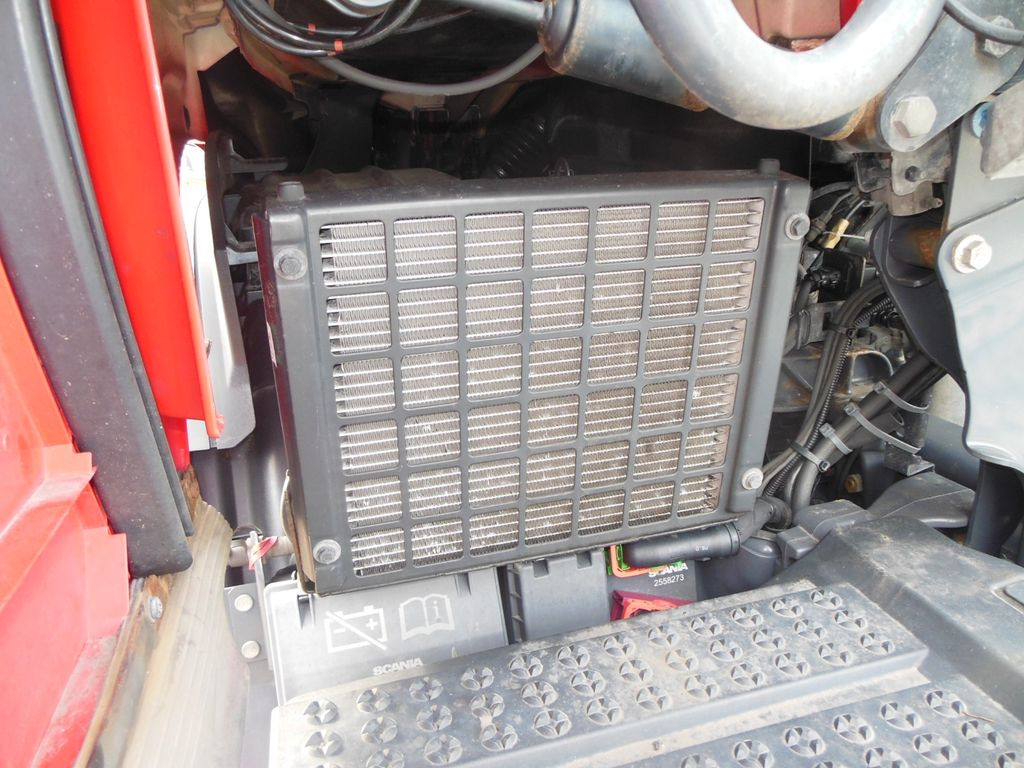 Cabeza tractora Scania R450 LOWDECK, RETARDER, STANDKLIMA, VOLL LUFT Scania R450 LOWDECK, RETARDER, STANDKLIMA, VOLL LUFT: foto 18
