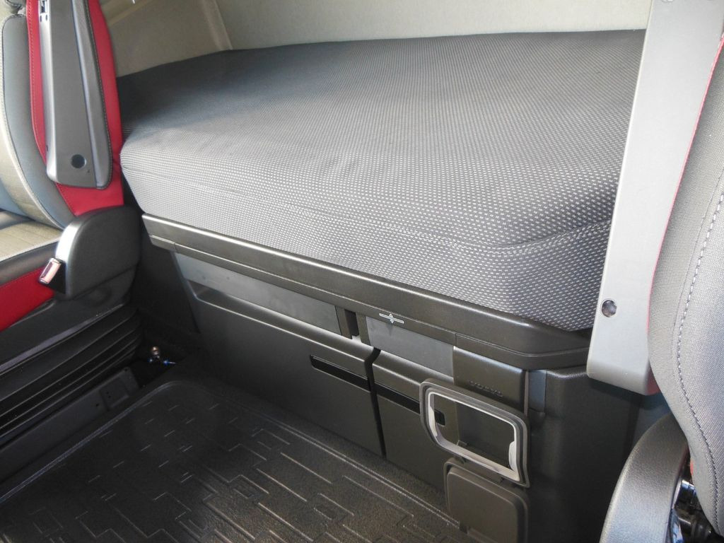 Leasing de Volvo FH 13/500, GLOBE XL, HYDRAULIK, ALU FELGEN, TOP!  Volvo FH 13/500, GLOBE XL, HYDRAULIK, ALU FELGEN, TOP!: foto 12