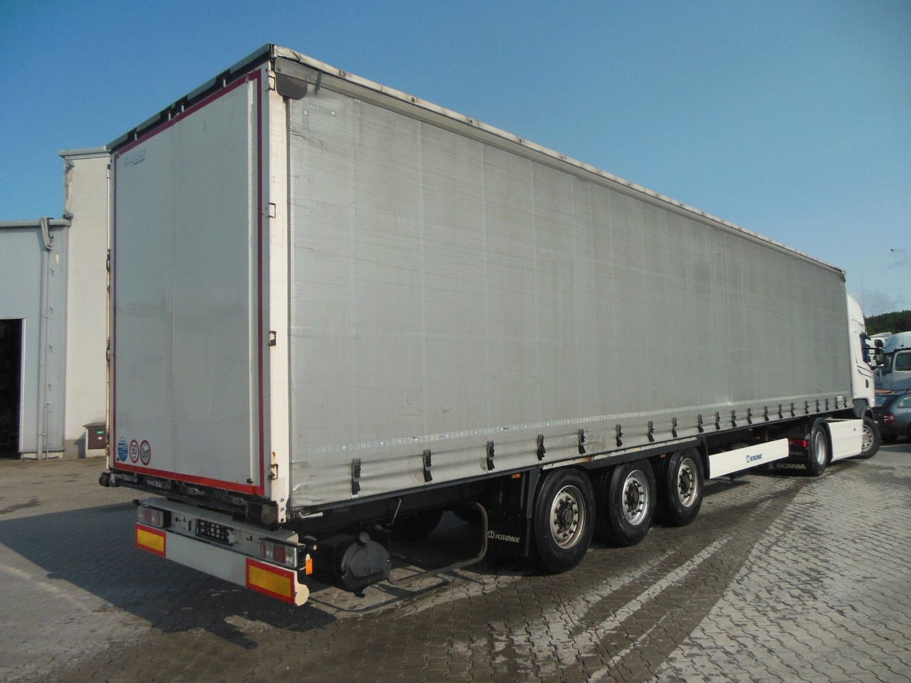 Krone SD, BPW, HUBDACH, LIFT ACHSE, 3 STÜCKS AM LAGER - Semirremolque lona: foto 1 Krone SD, BPW, HUBDACH, LIFT ACHSE, 3 STÜCKS AM LAGER - Semirremolque lona: foto 1