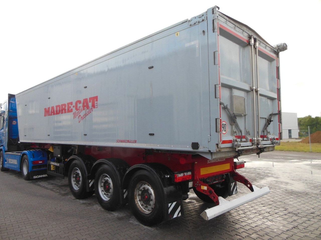 Schwarzmüller KIS 3/E, SAF, 49M3, ACHSEN 9 TONE, TOP - Semirremolque volquete: foto 4 Schwarzmüller KIS 3/E, SAF, 49M3, ACHSEN 9 TONE, TOP - Semirremolque volquete: foto 4
