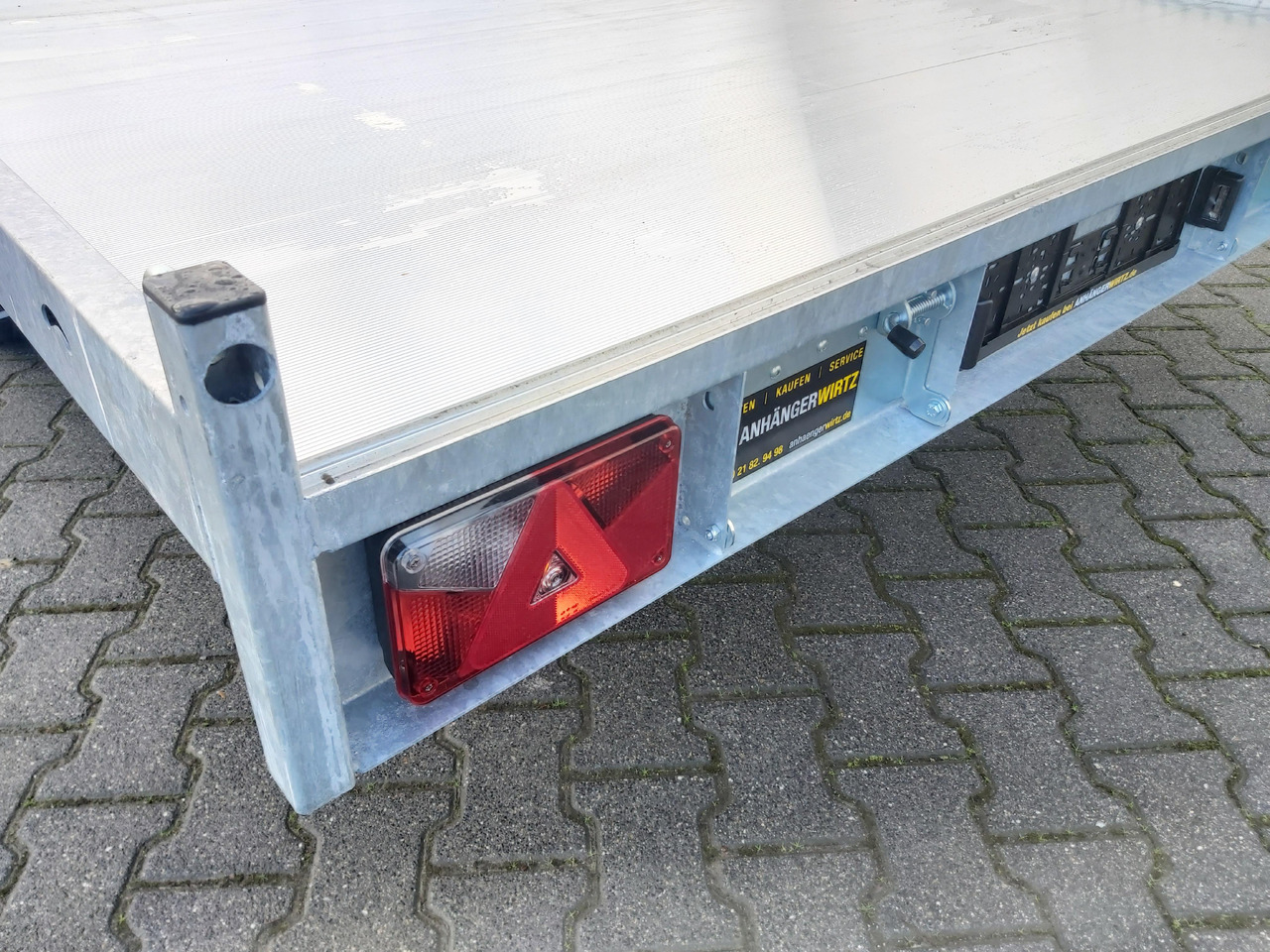 Leasing de  Anssems MSX 3000 Multitransporter 405x200cm Aluboden 3000kg Aktion bei Onlinekauf Anssems MSX 3000 Multitransporter 405x200cm Aluboden 3000kg Aktion bei Onlinekauf: foto 8