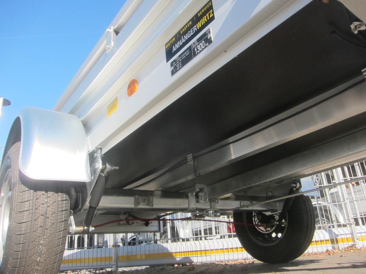 PKW Anhänger Koch Aluline 4.13 250x125x44cm (S) 1300kg 100 km/H Online Aktion Modell 2024 - Remolque de coche: foto 5 PKW Anhänger Koch Aluline 4.13 250x125x44cm (S) 1300kg 100 km/H Online Aktion Modell 2024 - Remolque de coche: foto 5