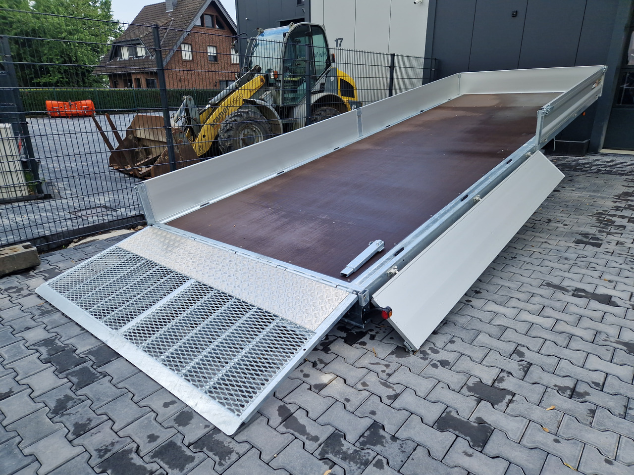 Variant Maschinentransporter 3562 UX Maxi Load 620x210x30cm LED Felgen black 3500kg 2025 - Remolque porta maquinaria: foto 3 Variant Maschinentransporter 3562 UX Maxi Load 620x210x30cm LED Felgen black 3500kg 2025 - Remolque porta maquinaria: foto 3