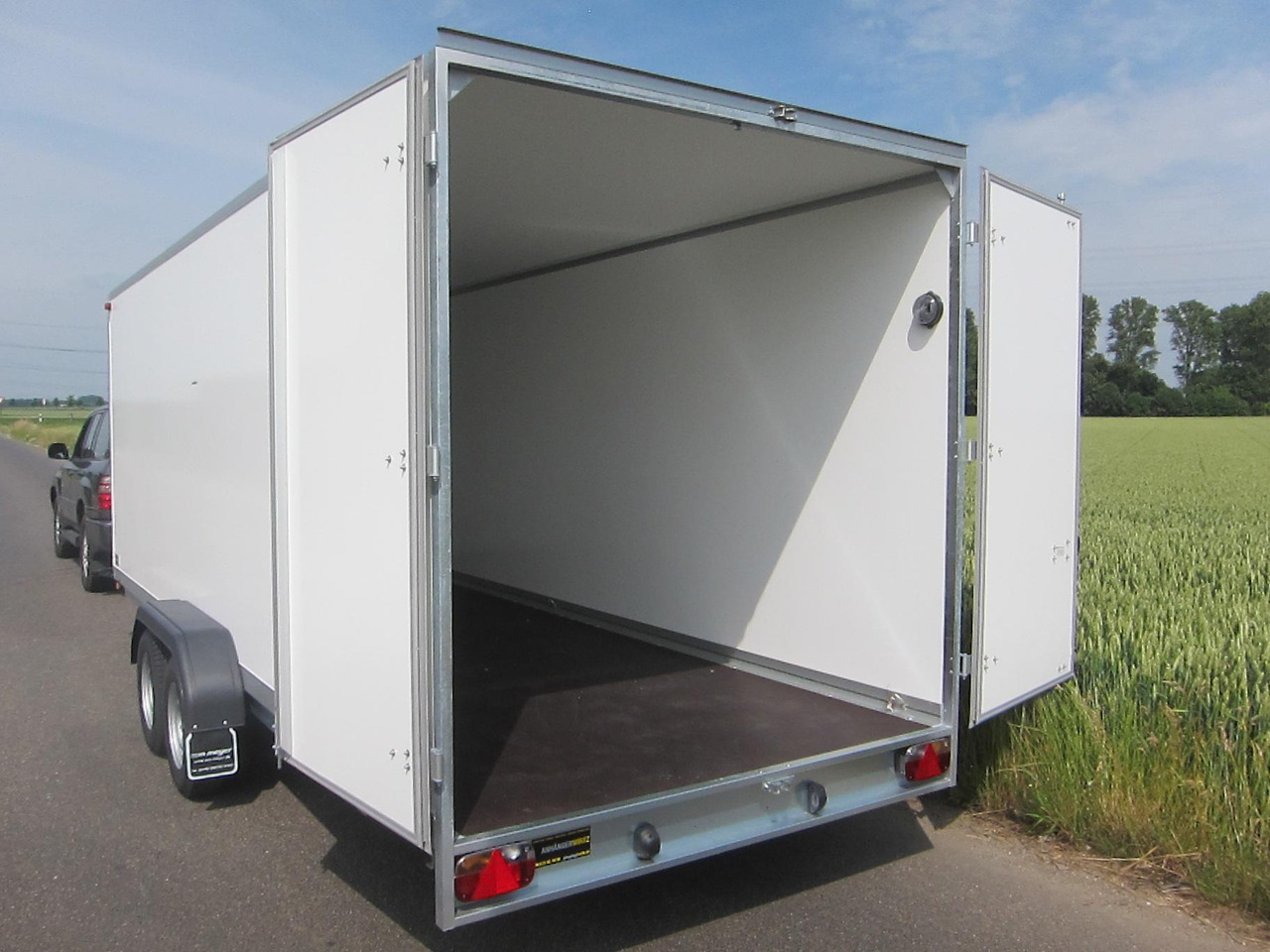 WM Meyer Kofferanhänger AZ 3560/200 S40 601x200x205cm 3500kg preorder Aktion - Remolque caja cerrada: foto 5 WM Meyer Kofferanhänger AZ 3560/200 S40 601x200x205cm 3500kg preorder Aktion - Remolque caja cerrada: foto 5