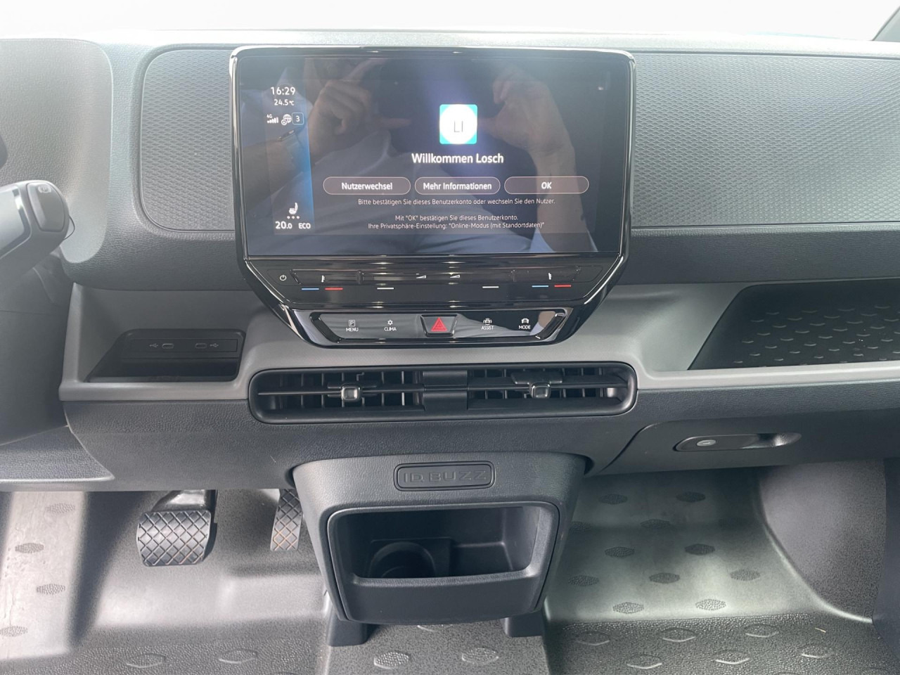 VOLKSWAGEN ID.Buzz Cargo 150 kW Klima AHK Navi - Furgoneta pequeña, Furgoneta eléctrica: foto 4 VOLKSWAGEN ID.Buzz Cargo 150 kW Klima AHK Navi - Furgoneta pequeña, Furgoneta eléctrica: foto 4