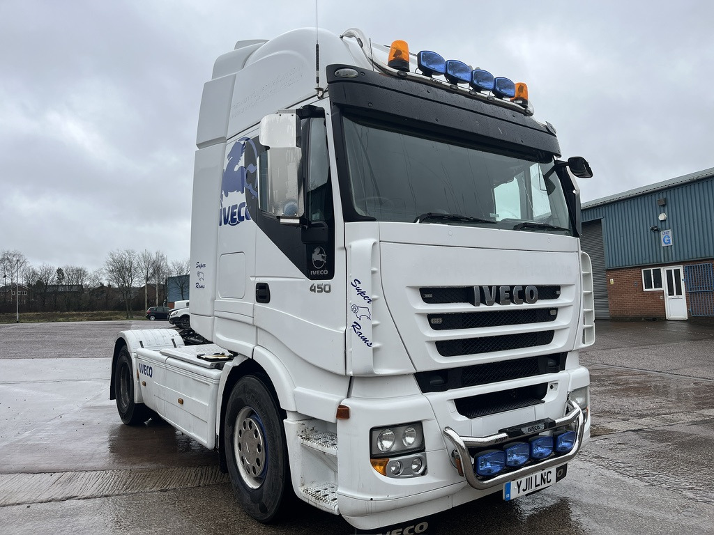 Iveco Stralis 450 4x2 Tractor Unit - Cabeza tractora: foto 3 Iveco Stralis 450 4x2 Tractor Unit - Cabeza tractora: foto 3
