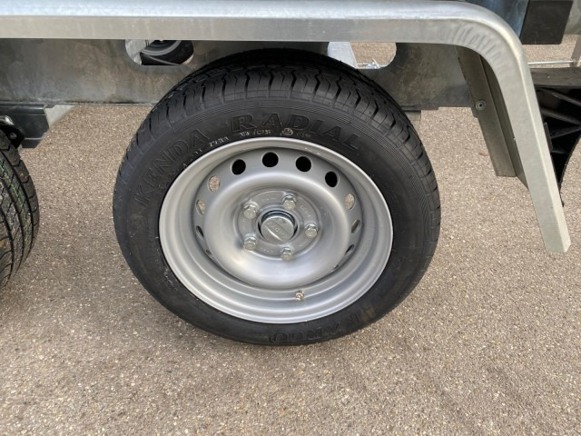 Gala BGG Taurus 4535SL 4550 x 2050 mm, 3,5 to. ZG, 2-Achs - Remolque portavehículos: foto 4 Gala BGG Taurus 4535SL 4550 x 2050 mm, 3,5 to. ZG, 2-Achs - Remolque portavehículos: foto 4