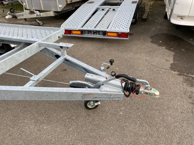 Gala BGG Taurus 4535SL 4550 x 2050 mm, 3,5 to. ZG, 2-Achs - Remolque portavehículos: foto 2 Gala BGG Taurus 4535SL 4550 x 2050 mm, 3,5 to. ZG, 2-Achs - Remolque portavehículos: foto 2