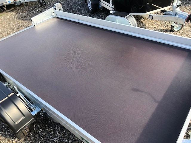 Humbaur Absenkanhänger HKT 152515 S, 2500 x 1565 x 150 mm, 1,5 to. - Remolque de coche: foto 5 Humbaur Absenkanhänger HKT 152515 S, 2500 x 1565 x 150 mm, 1,5 to. - Remolque de coche: foto 5