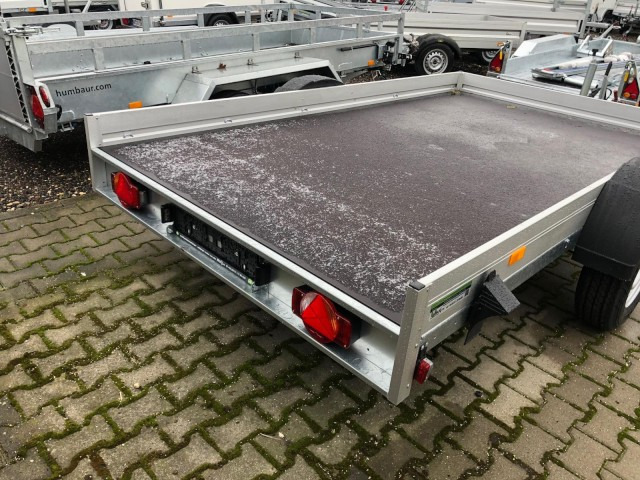 Humbaur Kleinfahrzeugtransporter KFT 153117, 1,5 t. 3115 x 1765 x 150 mm - Remolque para moto: foto 4 Humbaur Kleinfahrzeugtransporter KFT 153117, 1,5 t. 3115 x 1765 x 150 mm - Remolque para moto: foto 4