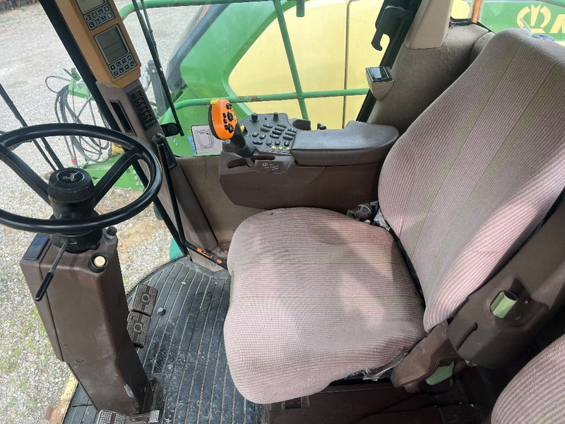 John Deere 7700 - Cosechadora de forraje: foto 5 John Deere 7700 - Cosechadora de forraje: foto 5