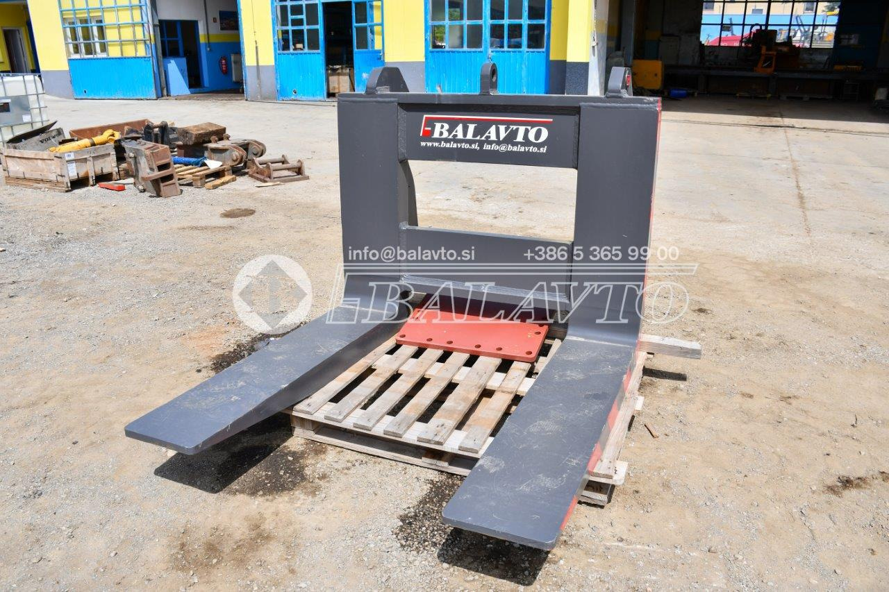 Balavto Block handling forks for Volvo L220 and L180 - Horquillas para Cargadora: foto 2 Balavto Block handling forks for Volvo L220 and L180 - Horquillas para Cargadora: foto 2