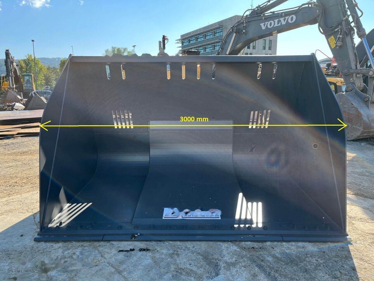 Balavto Loader bucket 3000 mm - Cazo cargador: foto 2 Balavto Loader bucket 3000 mm - Cazo cargador: foto 2