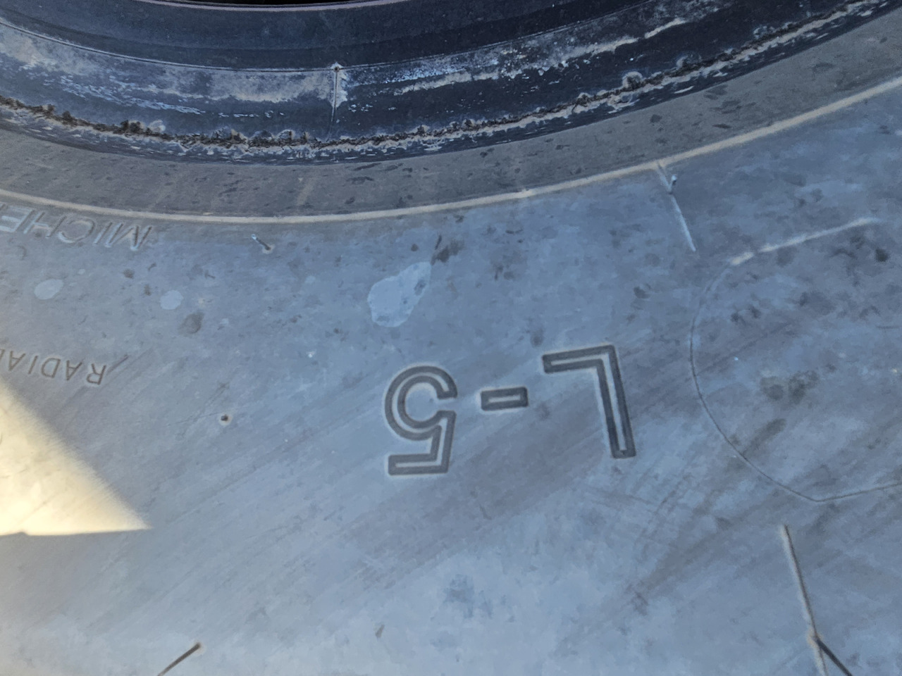 MICHELIN XMINE D2, 35/65R33 - Neumático para Cargadora de ruedas: foto 5 MICHELIN XMINE D2, 35/65R33 - Neumático para Cargadora de ruedas: foto 5