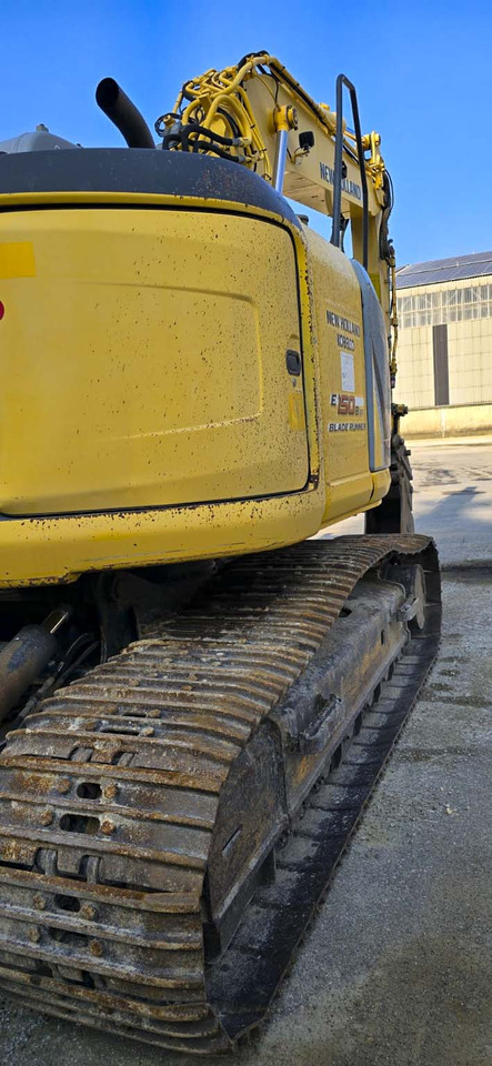 New Holland Kobelco E150BSR-2 Blade Runner - Excavadora de cadenas: foto 5 New Holland Kobelco E150BSR-2 Blade Runner - Excavadora de cadenas: foto 5