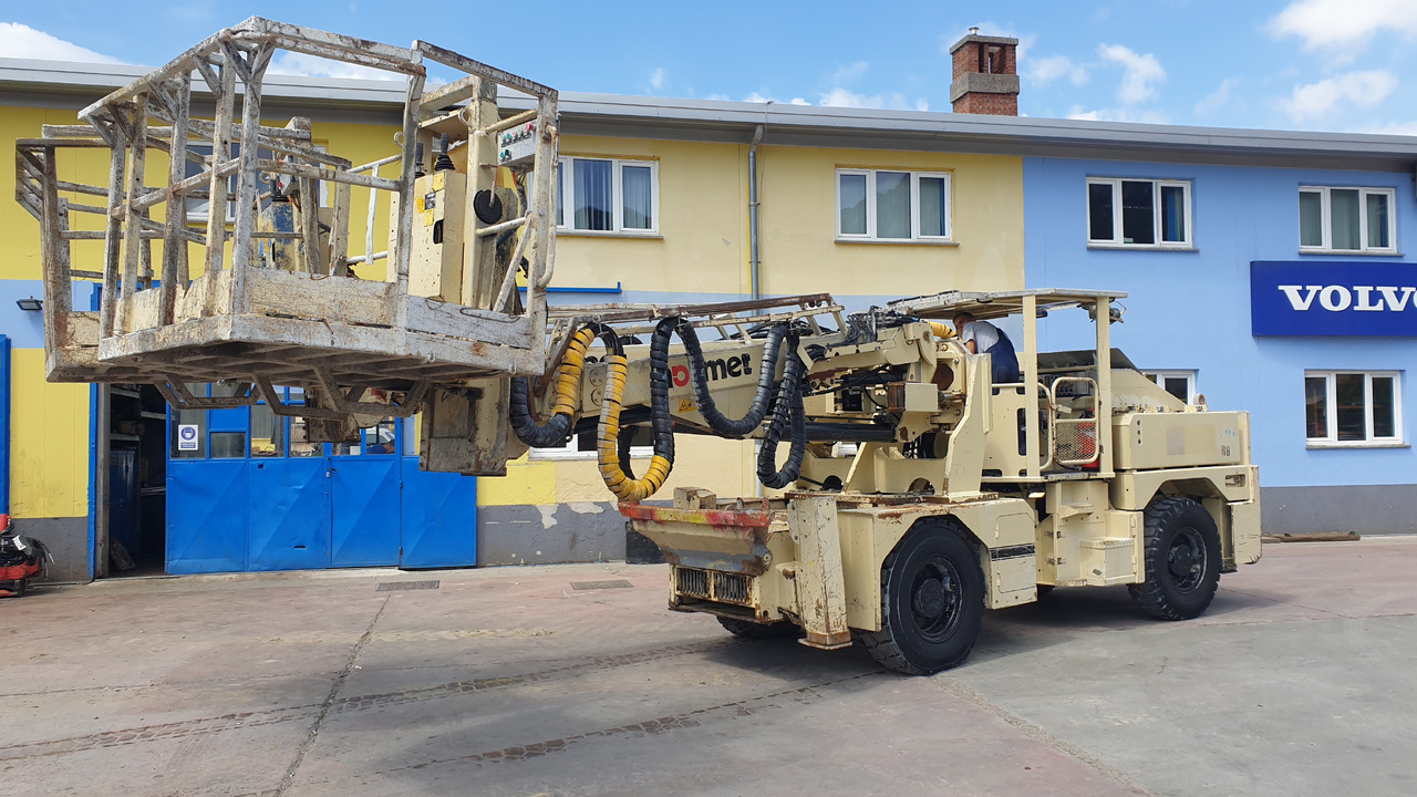 Normet Himec 9905 BT - Maquinaria para minería: foto 1 Normet Himec 9905 BT - Maquinaria para minería: foto 1