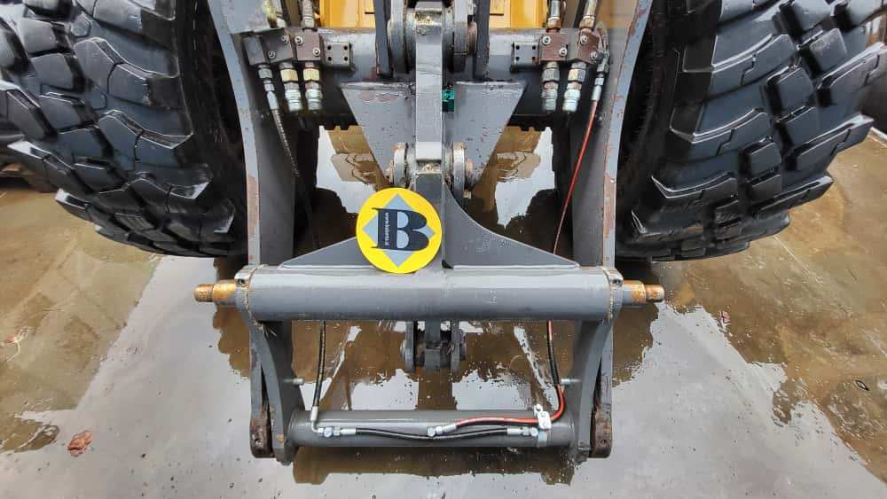 Quick coupler 2813127 for Volvo L40, L40B, L45, L45B - Acoplamiento rápido para Cargadora de ruedas: foto 1 Quick coupler 2813127 for Volvo L40, L40B, L45, L45B - Acoplamiento rápido para Cargadora de ruedas: foto 1