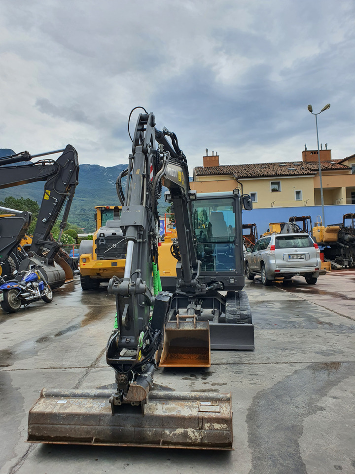 VOLVO EC60E - Miniexcavadora: foto 4 VOLVO EC60E - Miniexcavadora: foto 4