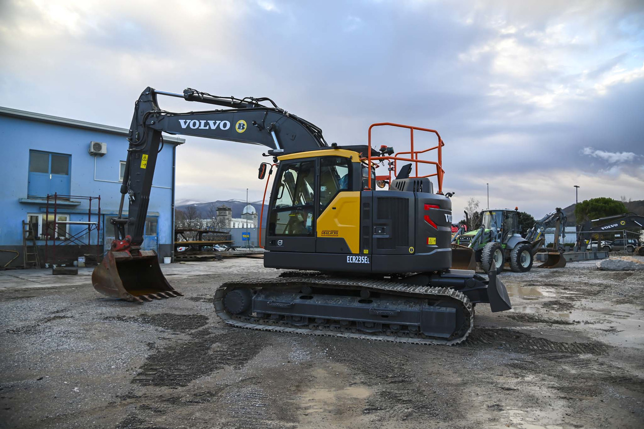 VOLVO ECR235EL - Excavadora de cadenas: foto 3 VOLVO ECR235EL - Excavadora de cadenas: foto 3