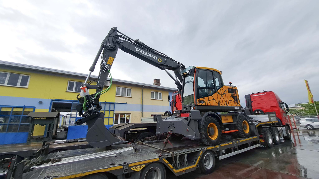 VOLVO EWR150E - Excavadora de ruedas: foto 1 VOLVO EWR150E - Excavadora de ruedas: foto 1