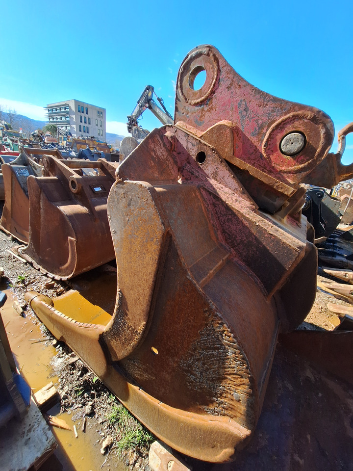 VTN Digging bucket 1300 mm Lehnhoff - Cazo para excavadora: foto 4 VTN Digging bucket 1300 mm Lehnhoff - Cazo para excavadora: foto 4